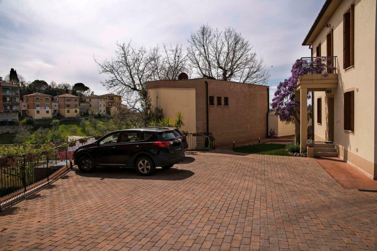 דירות סיינה Casa Il Glicine A Due Passi Dal Centro מראה חיצוני תמונה